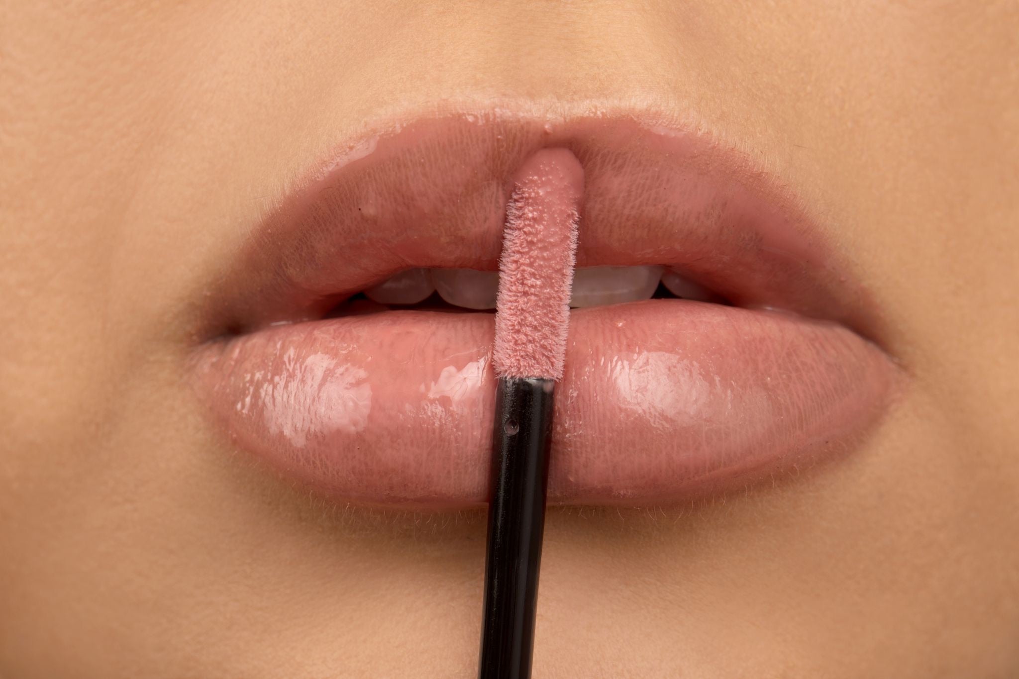 Big Pout Energy - Tinted Chilli Infused Lip Plumping Oil