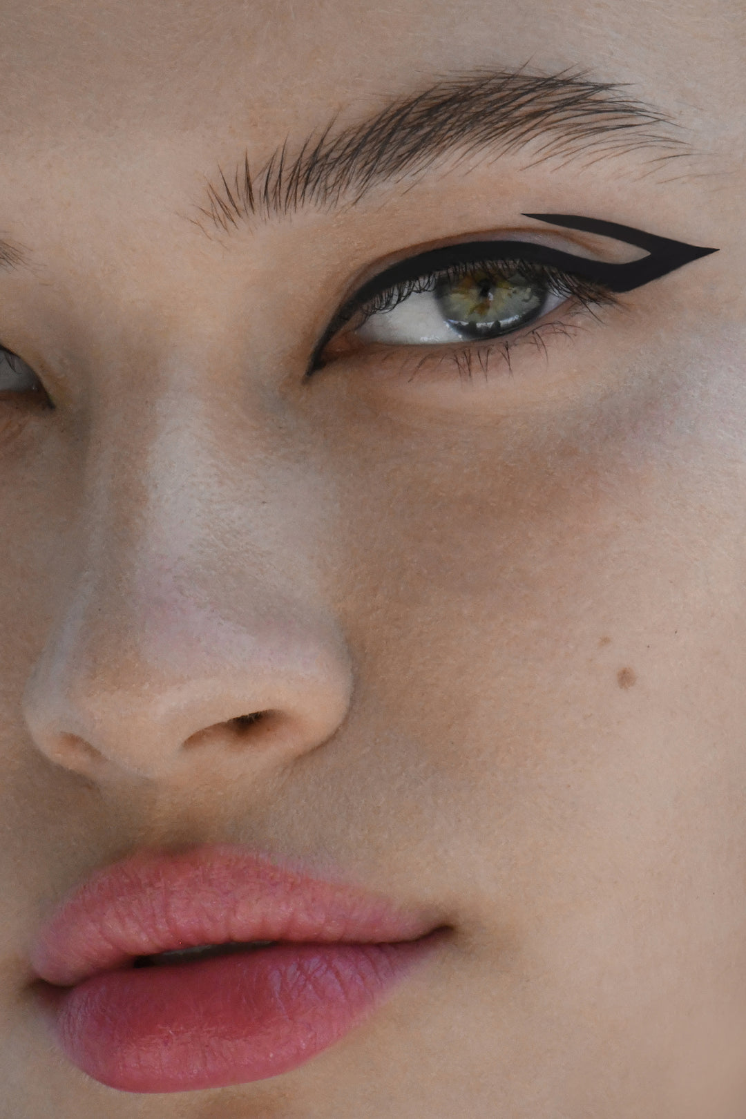 FLUID TOUCH LIQUID LINER